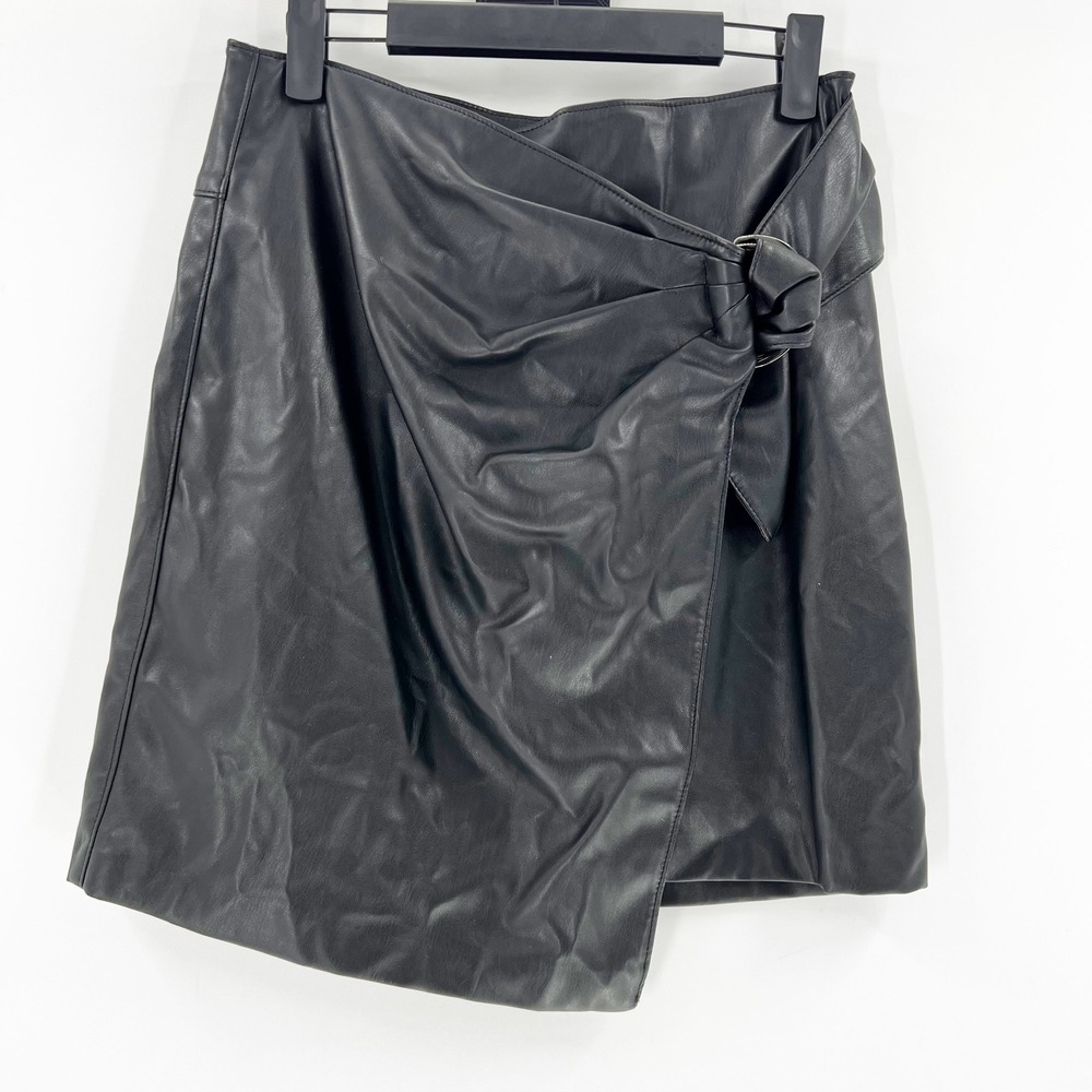 BAILEY/44 Black‎ Faux Leather Wrap Mini Skirt Party Cocktail Womens Medium